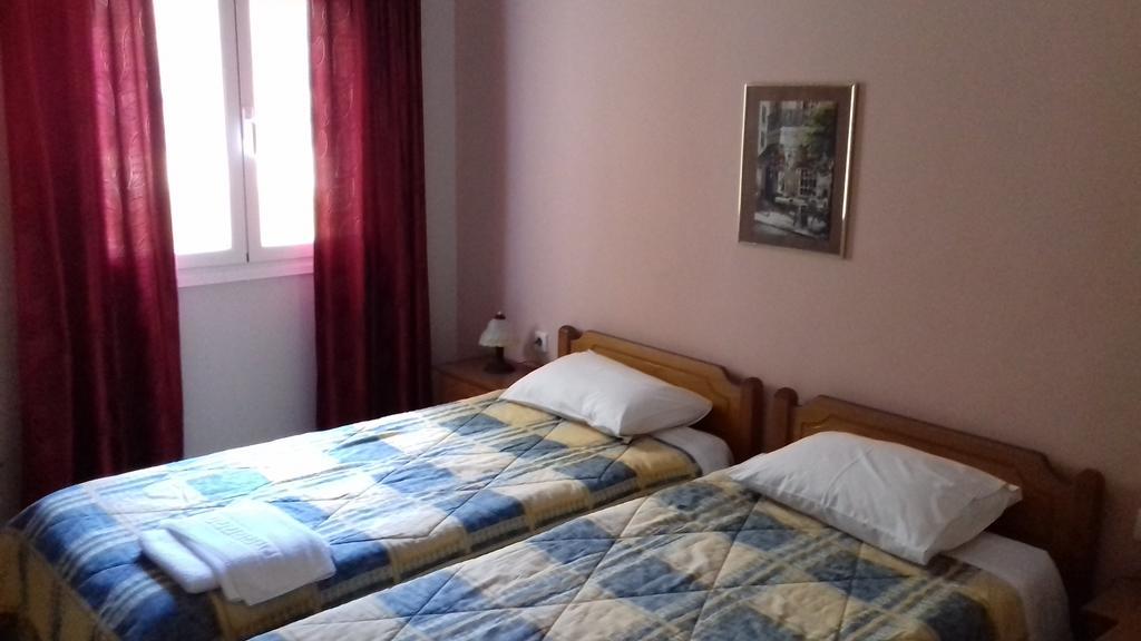 Kabanis Rooms Ermoupoli Exterior photo